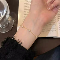 Bracelet Fleur à Quatre Feuilles en Zircon pour Femme Acier Inoxydable Doré